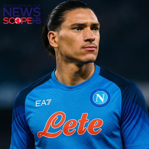 Darwin Núñez wearing a Napoli kit, concept image for transfer speculation